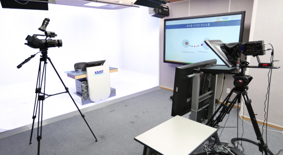 메인 스튜디오 (N1, 104호) 